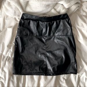 Leather skirt